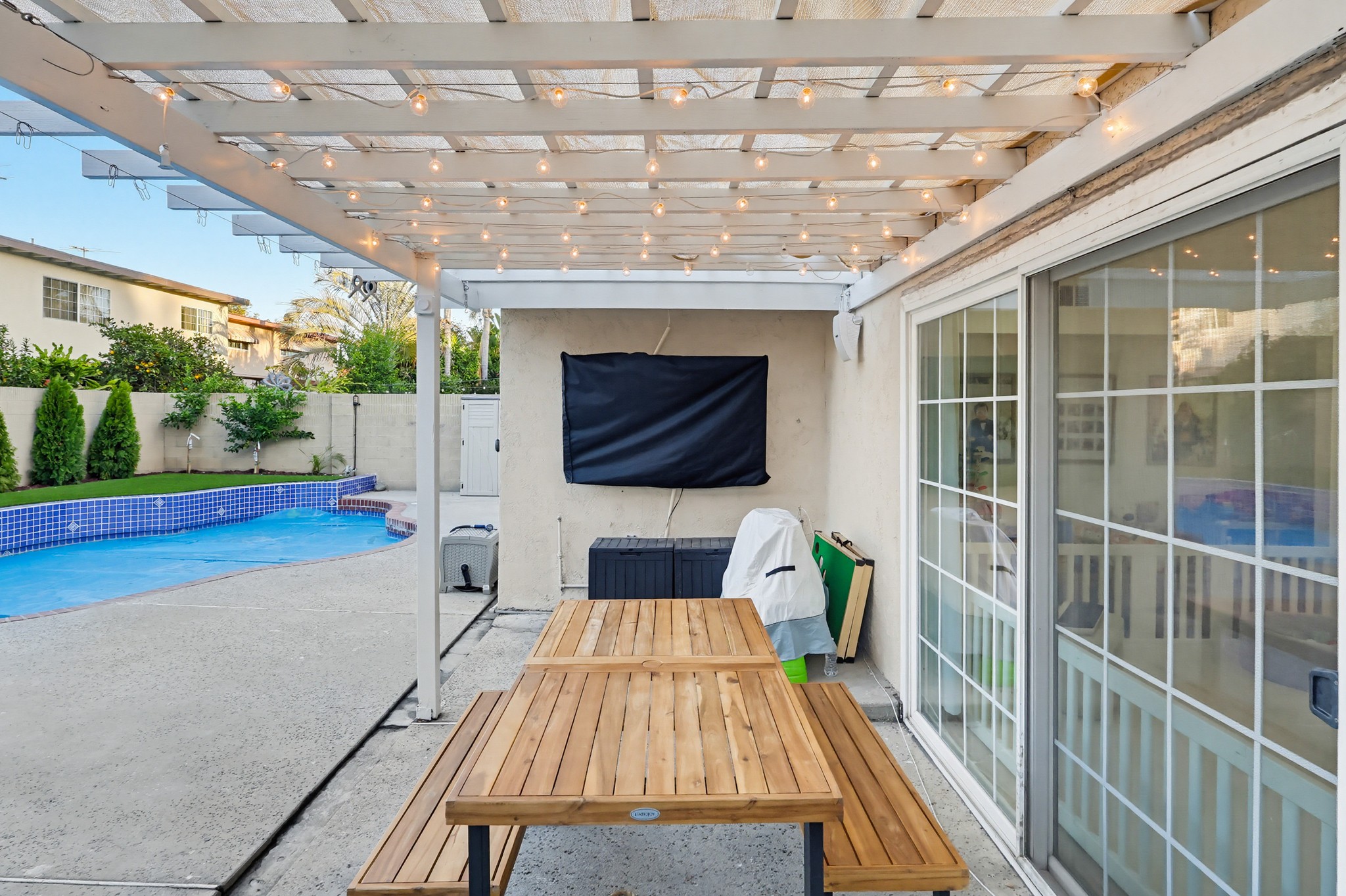 Virtual tour photo 82 of 97 for 16424 Holmes Pl