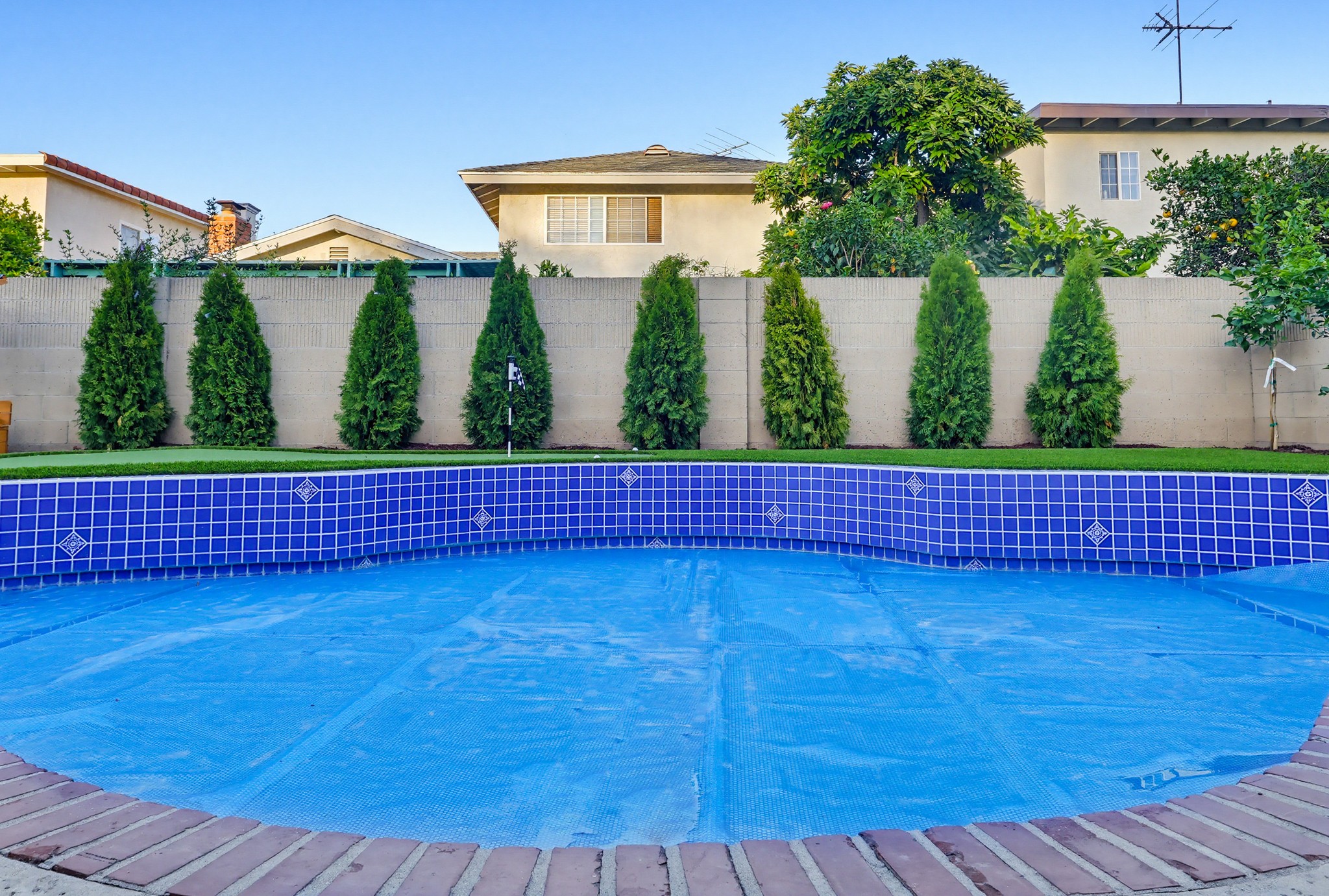 Virtual tour photo 85 of 97 for 16424 Holmes Pl