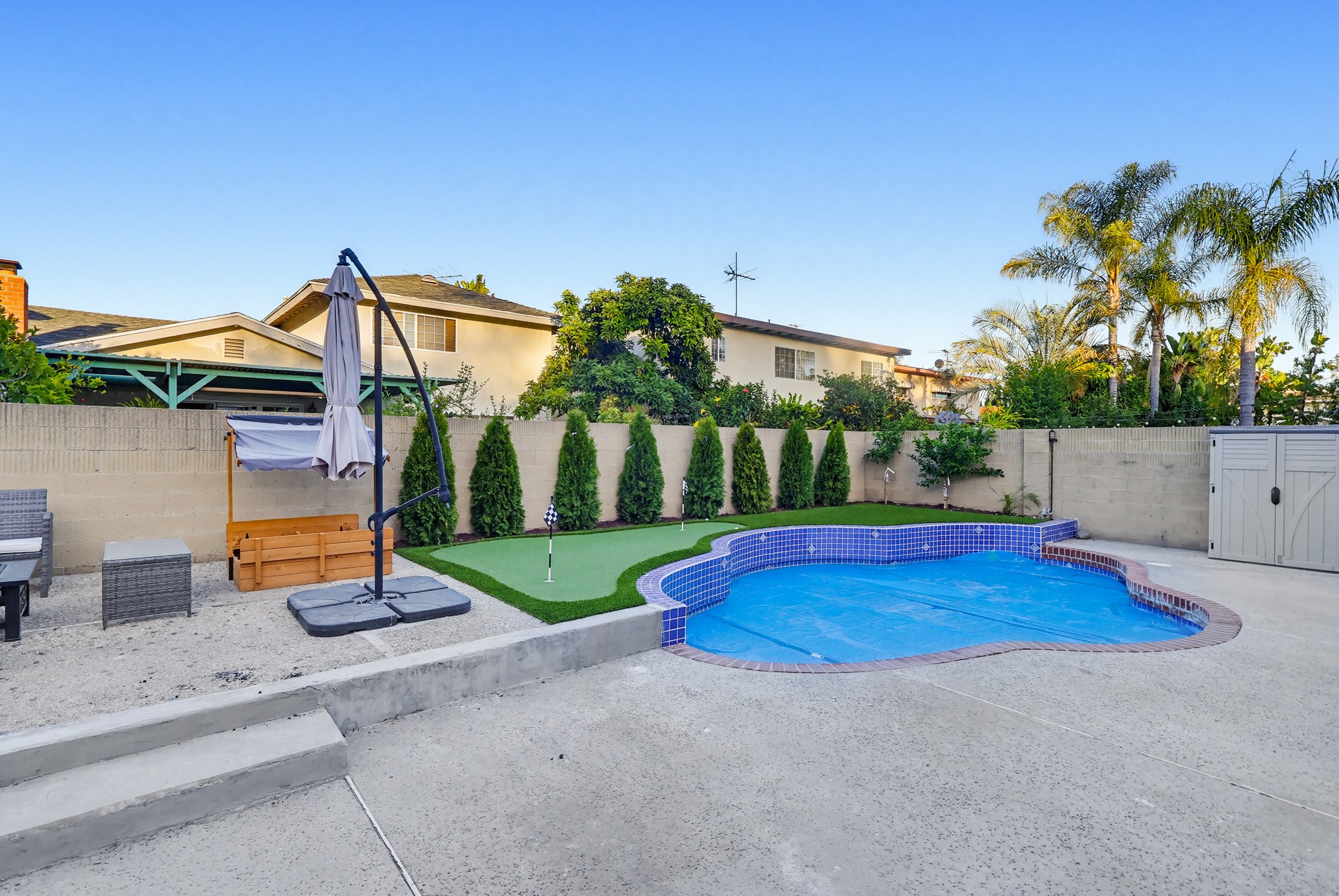 Virtual tour photo 86 of 97 for 16424 Holmes Pl