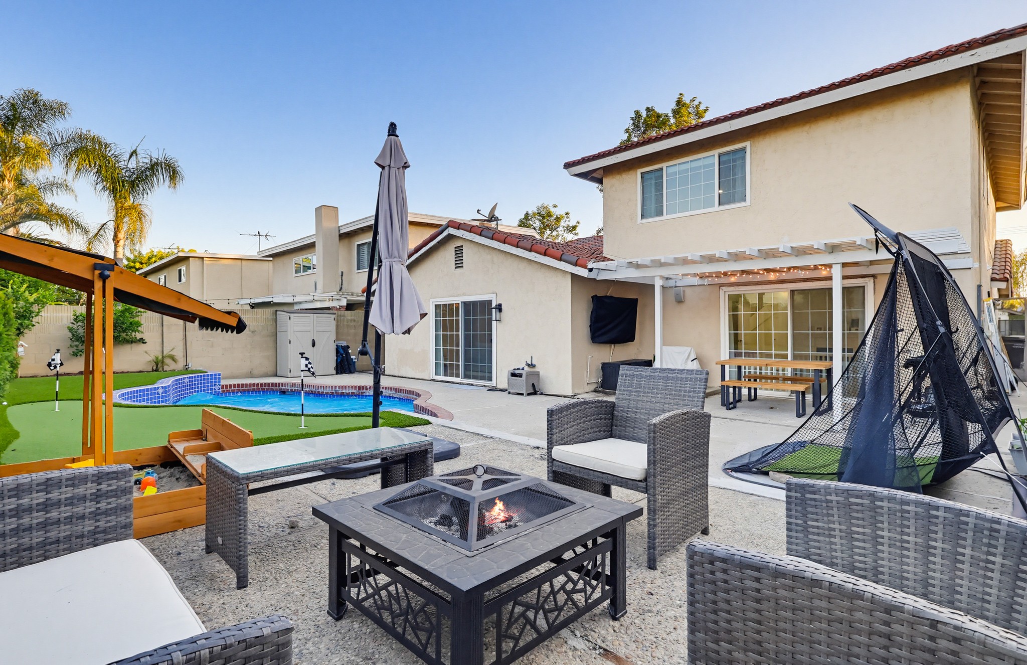 Virtual tour photo 90 of 97 for 16424 Holmes Pl