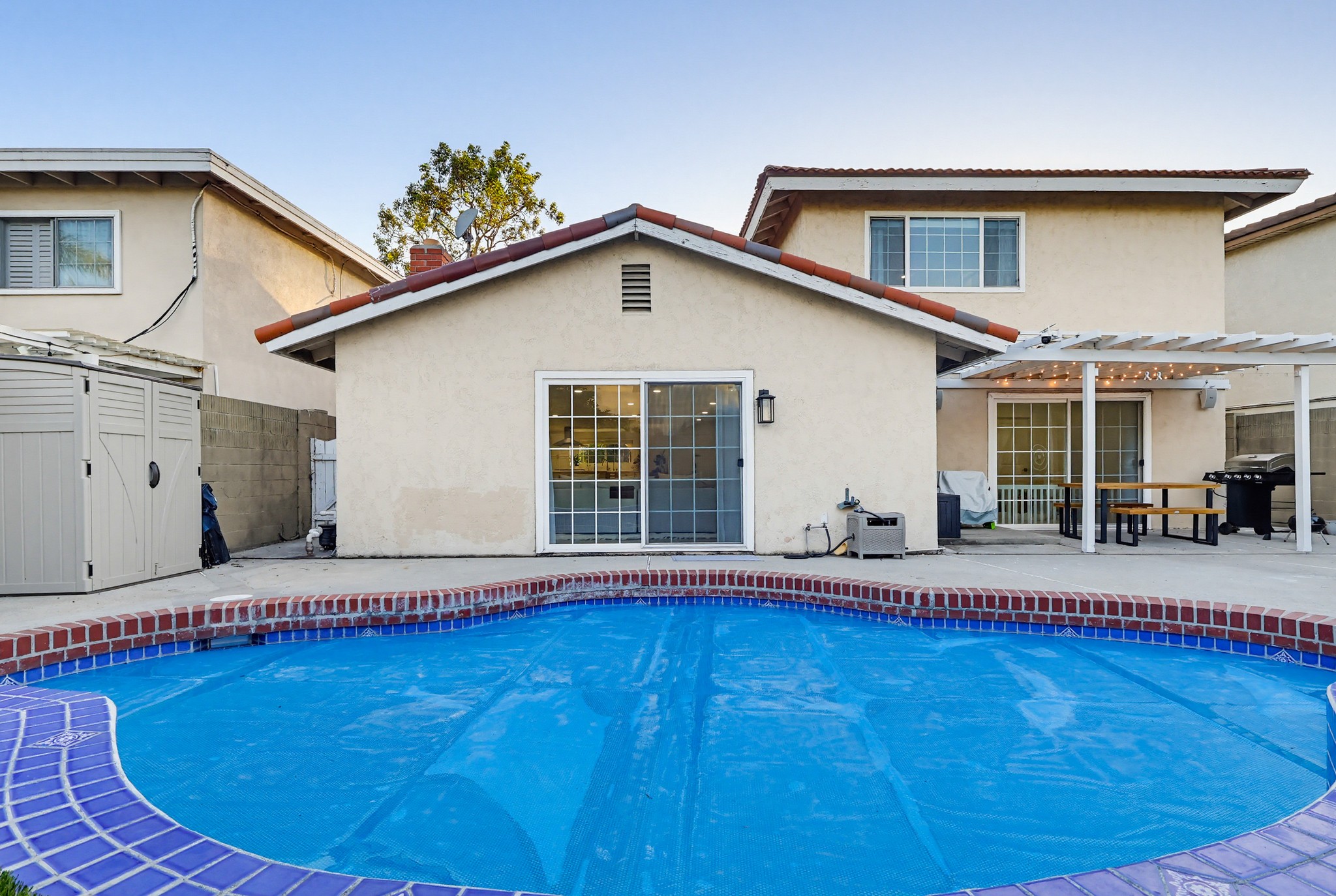 Virtual tour photo 92 of 97 for 16424 Holmes Pl
