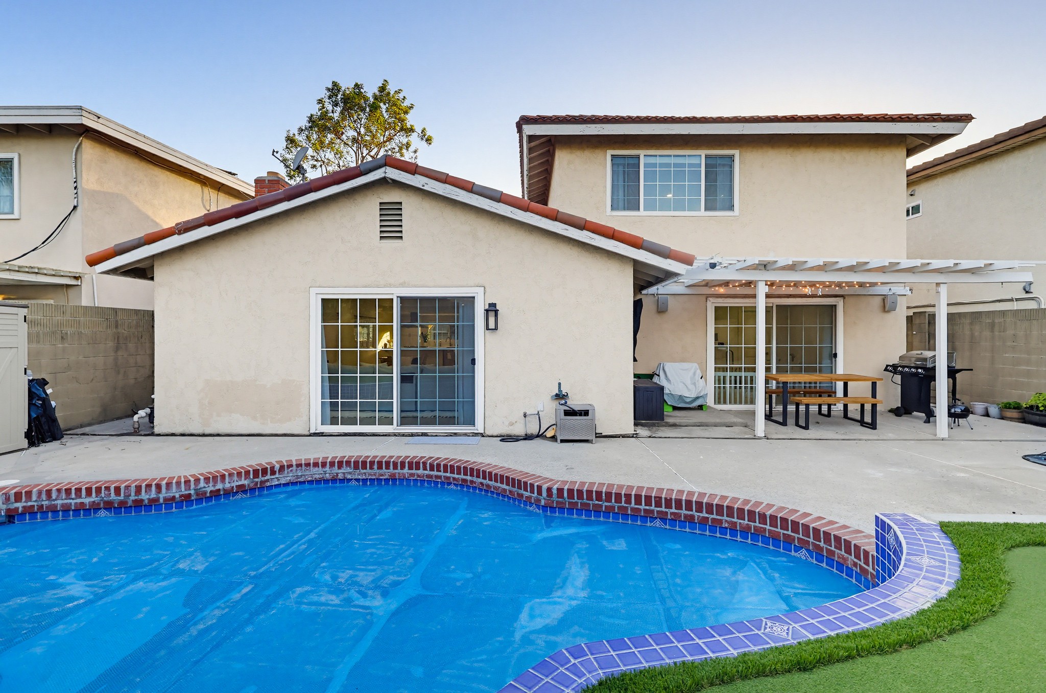 Virtual tour photo 93 of 97 for 16424 Holmes Pl