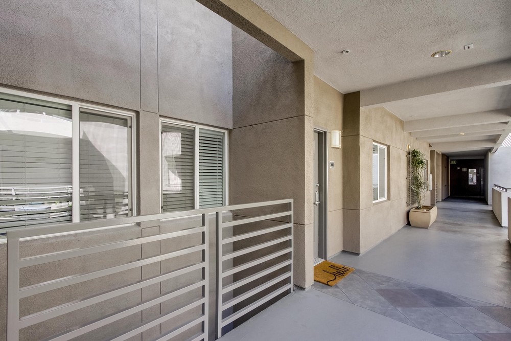 Virtual tour photo 12 of 47 for 1643 Sixth Ave APT 308