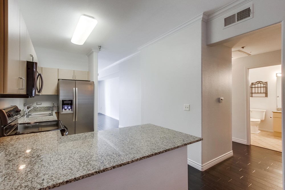 Virtual tour photo 19 of 47 for 1643 Sixth Ave APT 308
