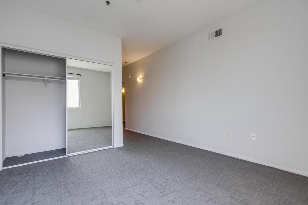 Virtual tour photo 30 of 47 for 1643 Sixth Ave APT 308