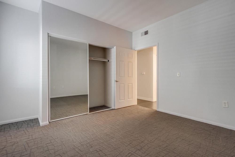 Virtual tour photo 36 of 47 for 1643 Sixth Ave APT 308