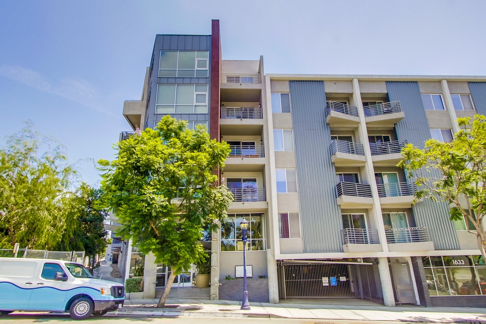 Virtual tour photo 4 of 46 for 1643 Sixth Ave APT 418
