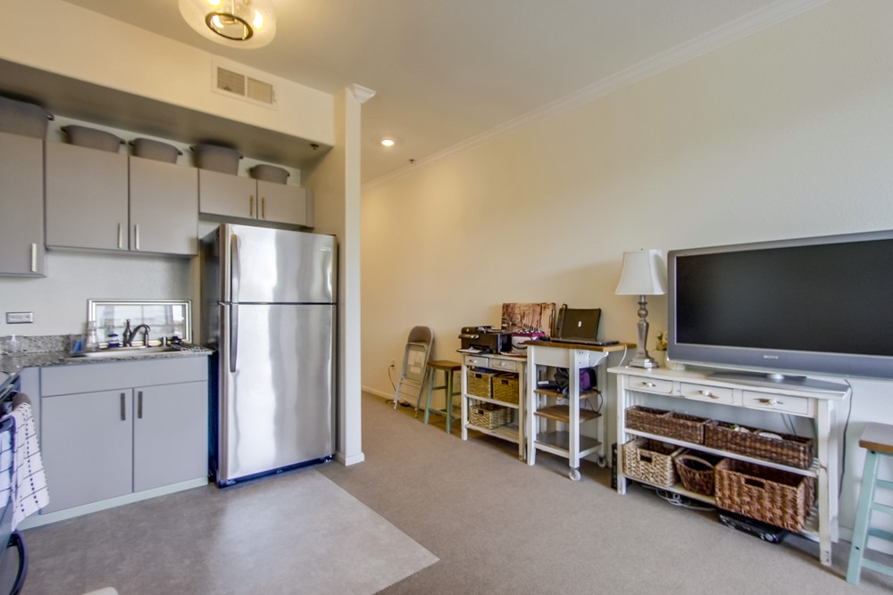 Virtual tour photo 27 of 46 for 1643 Sixth Ave APT 418