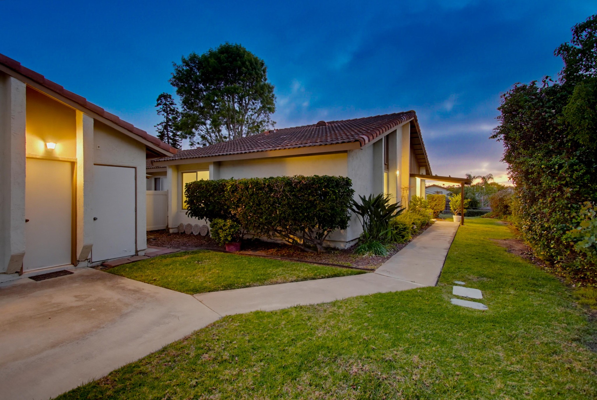 Virtual tour photo 7 of 63 for 1644 Forestdale Dr