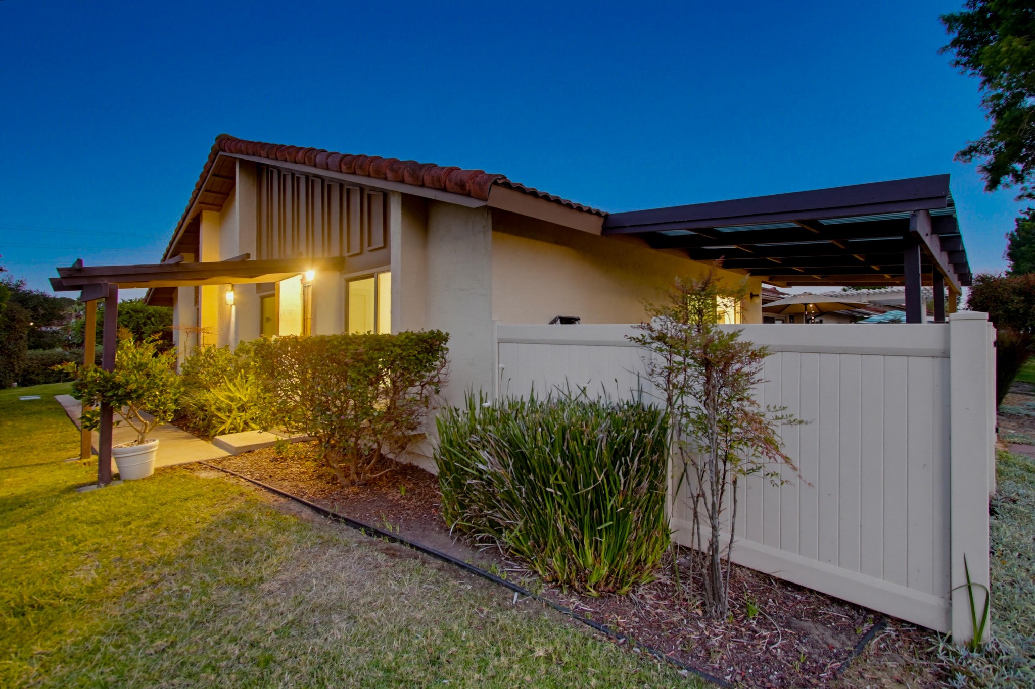Virtual tour photo 10 of 63 for 1644 Forestdale Dr