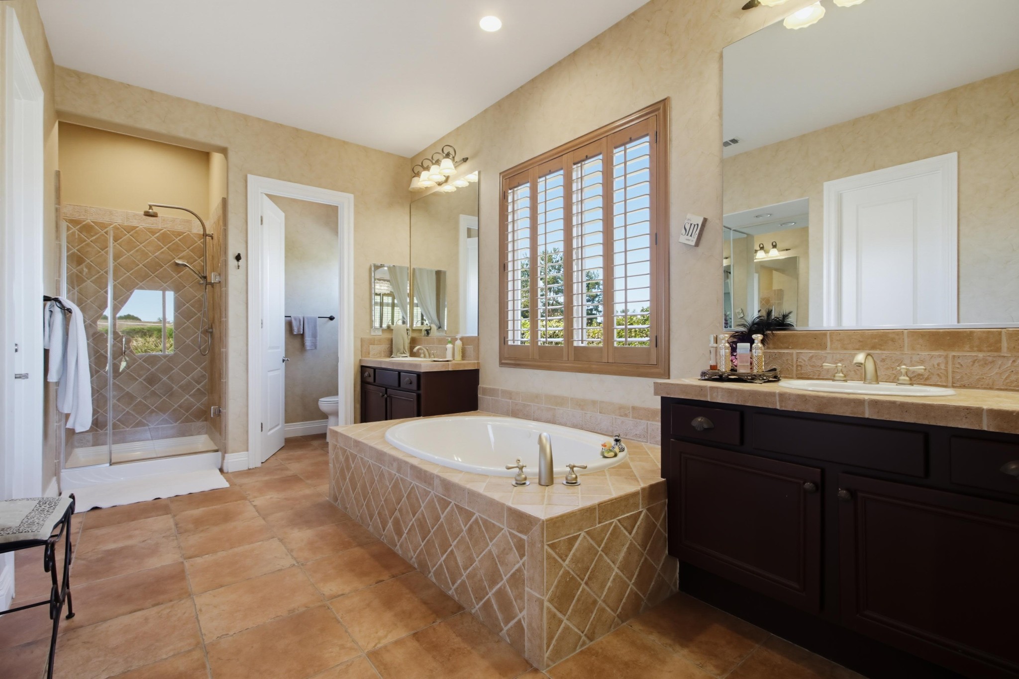 Virtual tour photo 49 of 90 for 1645 Loch Ness Dr