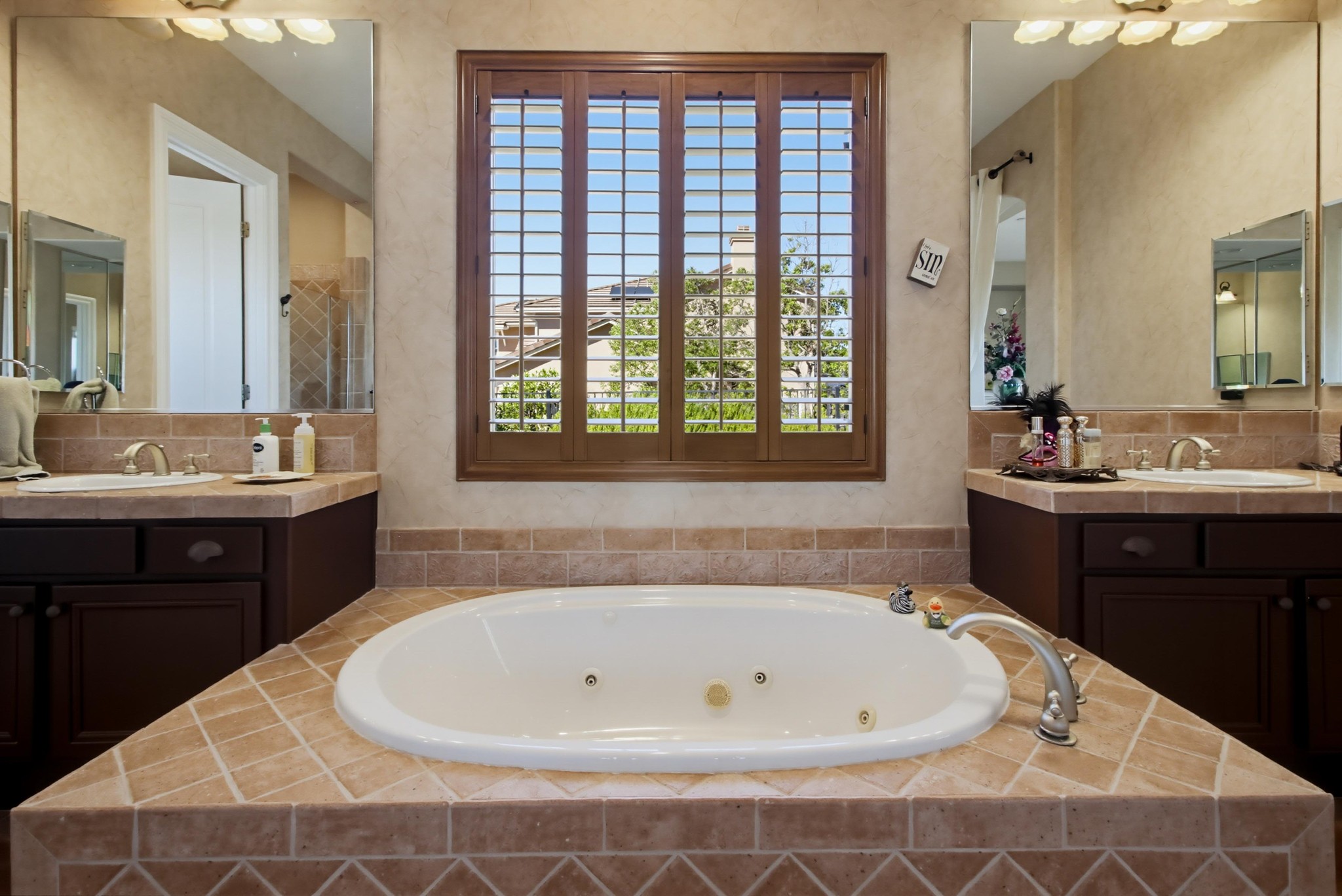 Virtual tour photo 52 of 90 for 1645 Loch Ness Dr