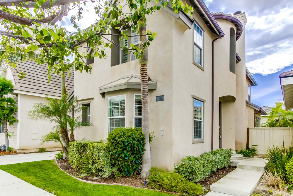 Virtual tour photo 4 of 42 for 16452 Snowbells Ln