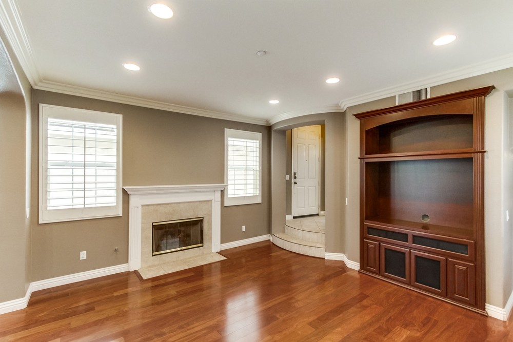 Virtual tour photo 6 of 42 for 16452 Snowbells Ln