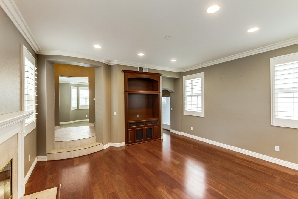 Virtual tour photo 7 of 42 for 16452 Snowbells Ln