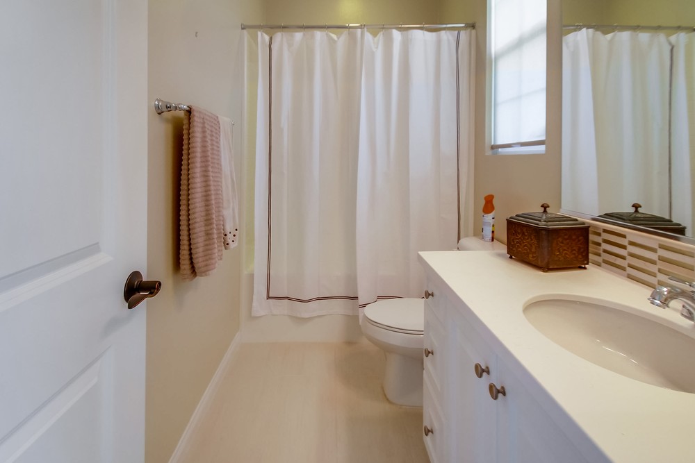 Virtual tour photo 39 of 46 for 16469 Veridian Circle