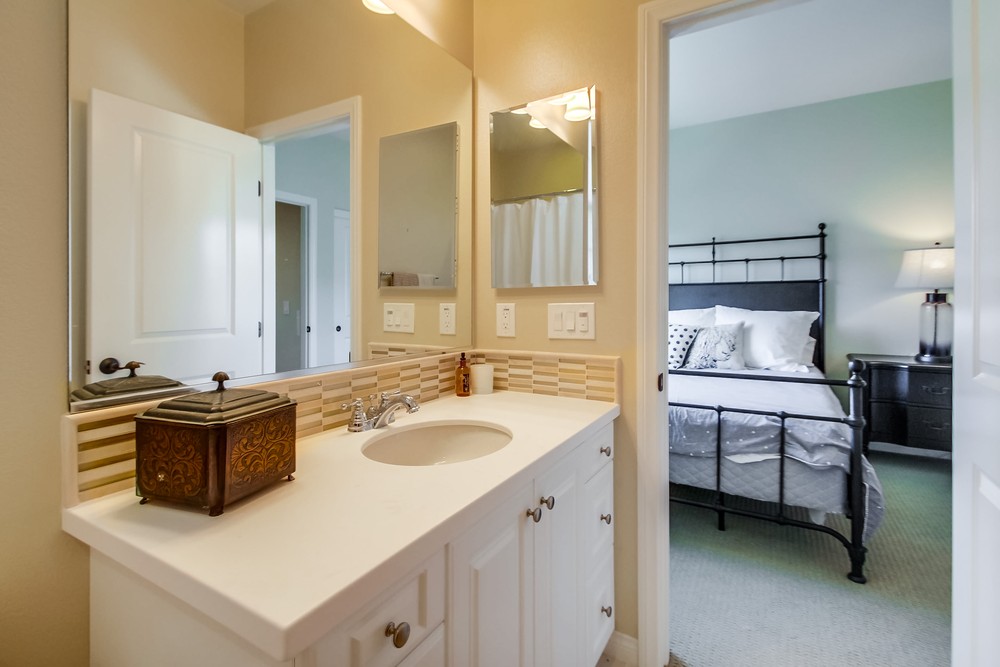 Virtual tour photo 40 of 46 for 16469 Veridian Circle