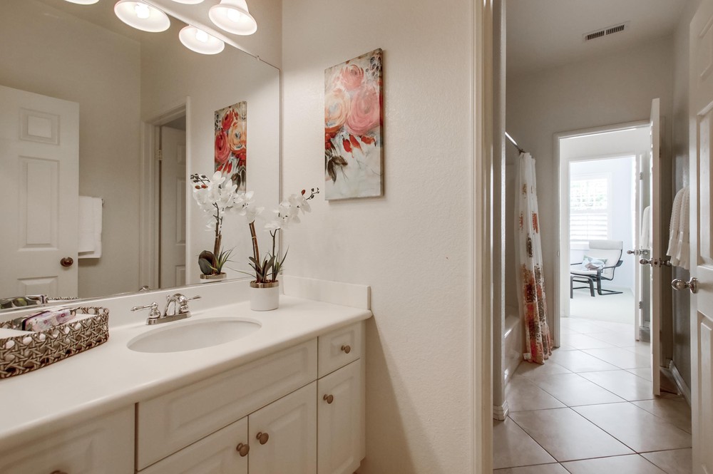 Virtual tour photo 37 of 43 for 16479 Camelas Walk
