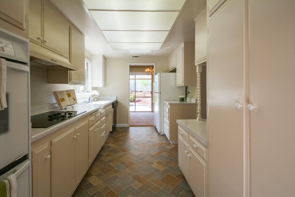 Virtual tour photo 24 of 52 for 16482 Roca Dr