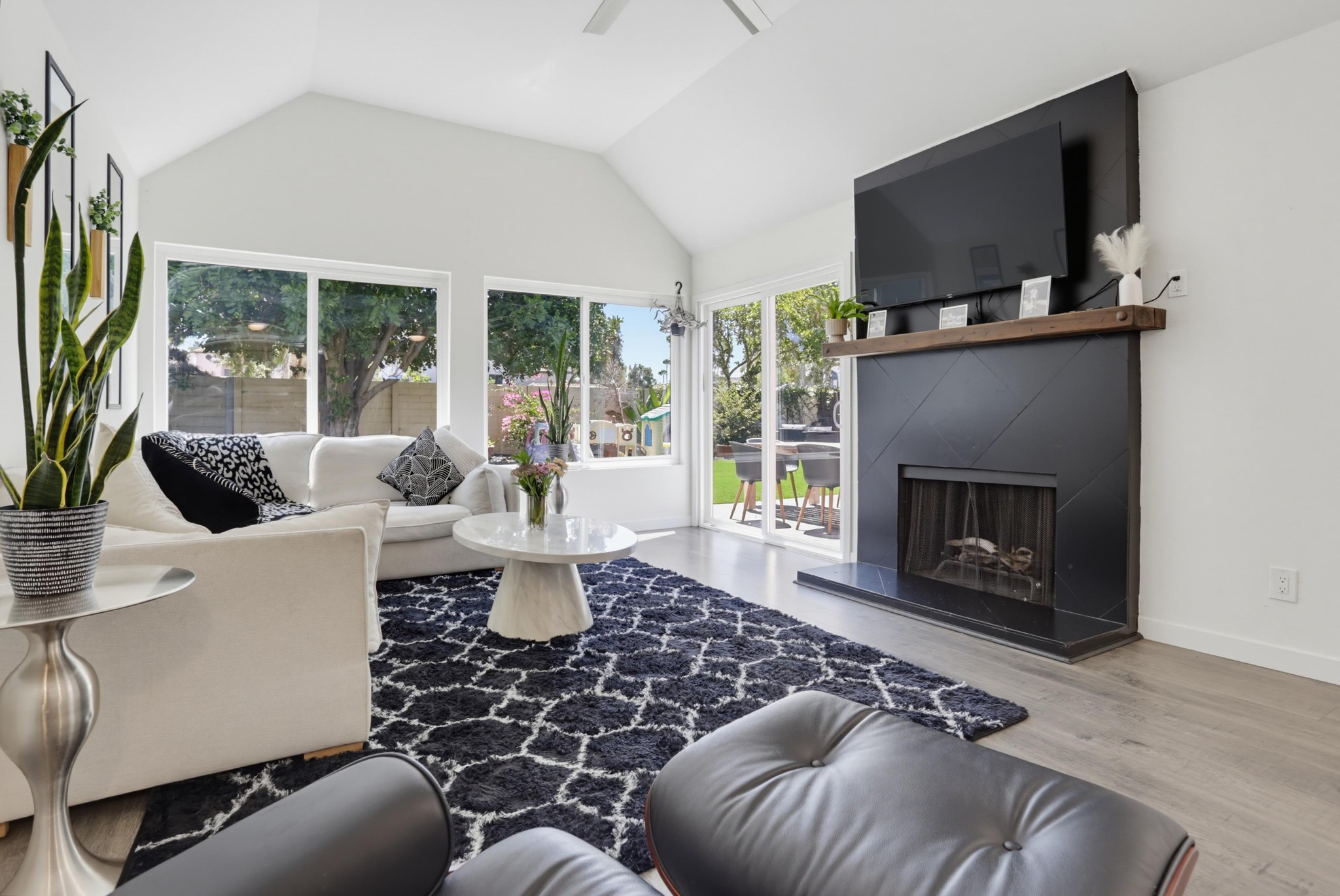 Virtual tour photo 7 of 33 for 1649 Palomar Dr