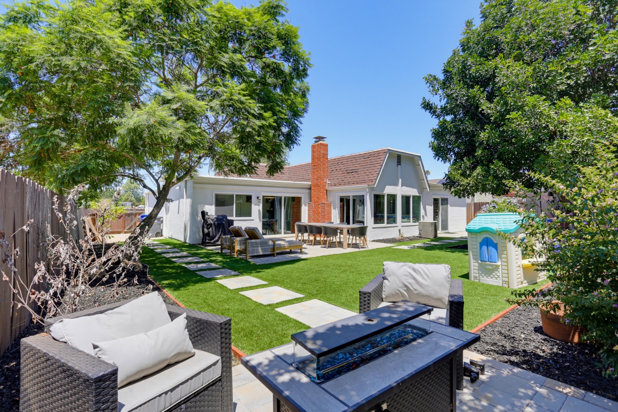 Virtual tour photo 30 of 33 for 1649 Palomar Dr