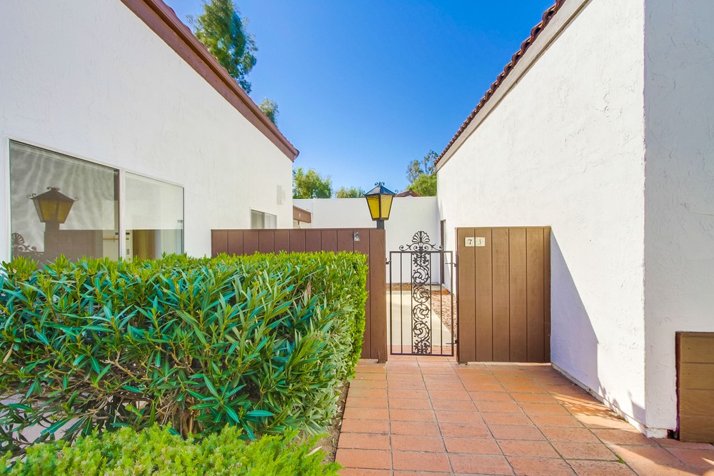 Virtual tour photo 3 of 56 for 16495 Caminito Vecinos