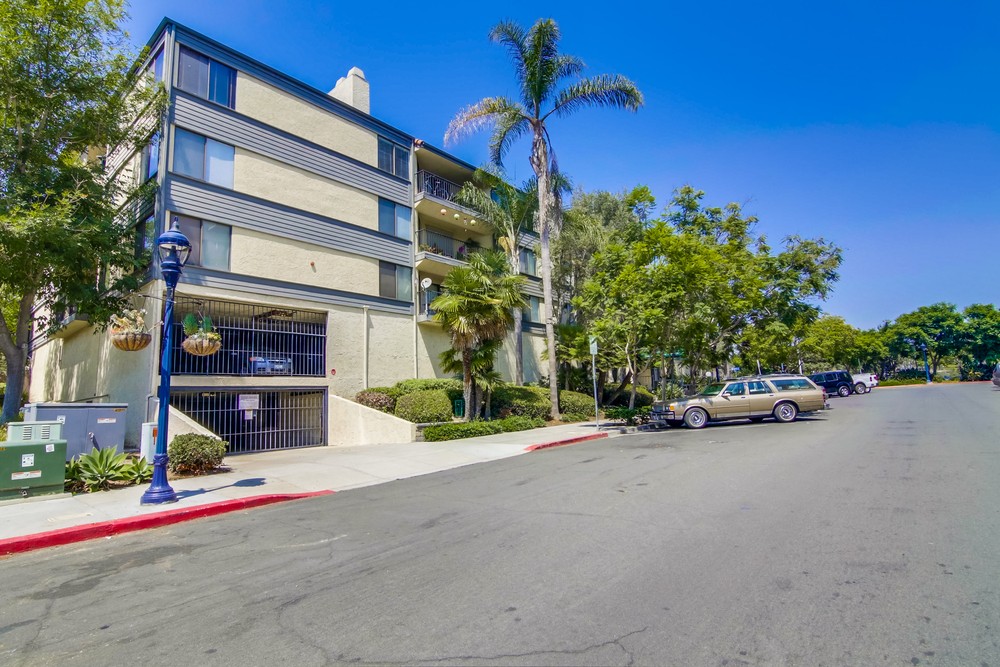 Virtual tour photo 3 of 42 for 1650 E. 8th St. #304 San Diego