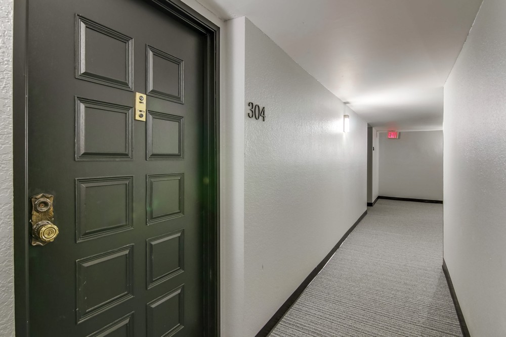 Virtual tour photo 7 of 42 for 1650 E. 8th St. #304 San Diego