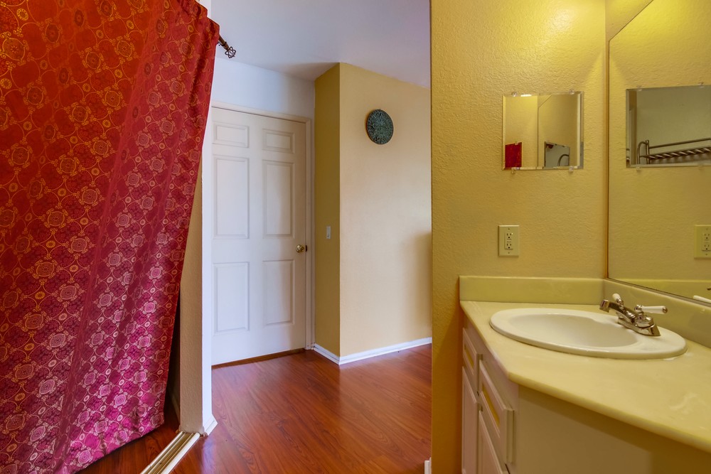 Virtual tour photo 27 of 42 for 1650 E. 8th St. #304 San Diego