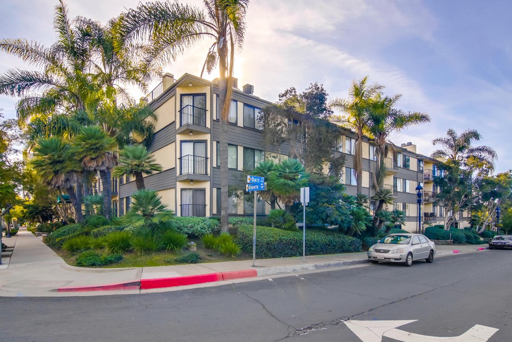 Virtual tour photo 4 of 45 for 1650 Eighth Ave