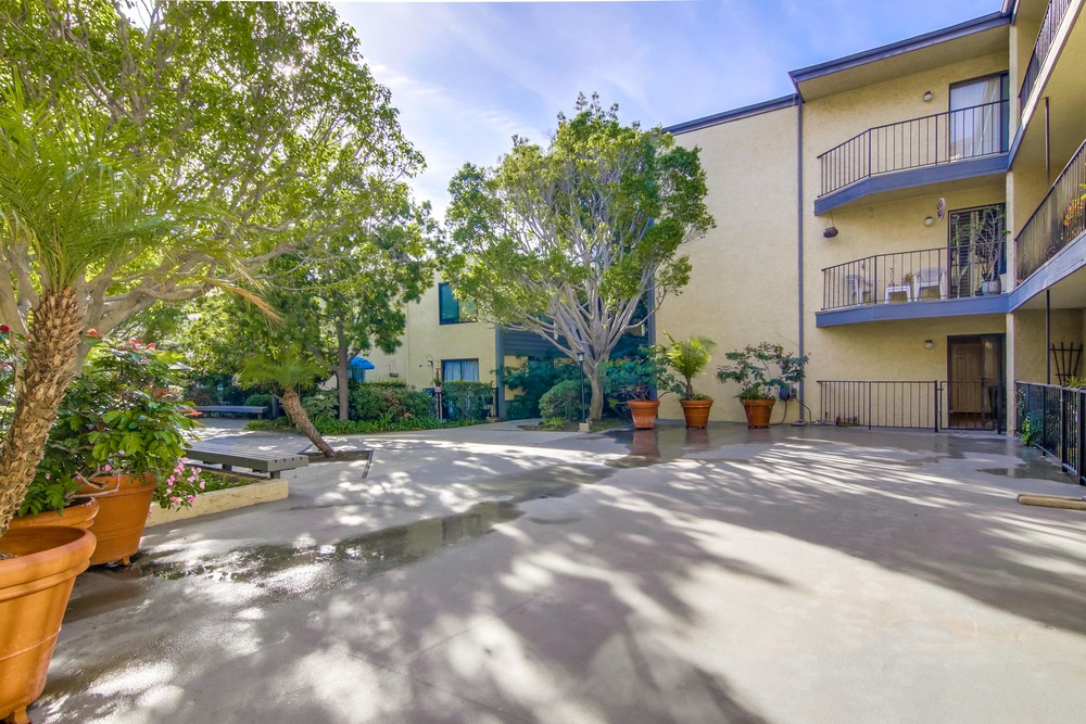 Virtual tour photo 7 of 45 for 1650 Eighth Ave