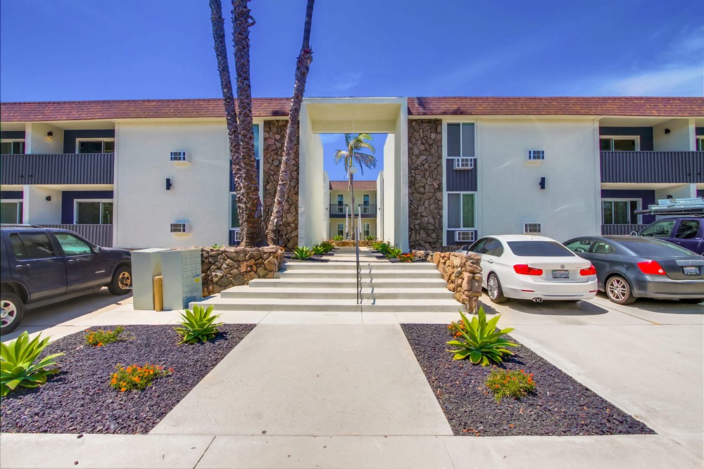 Virtual tour photo 1 of 57 for 1650 Emerald St