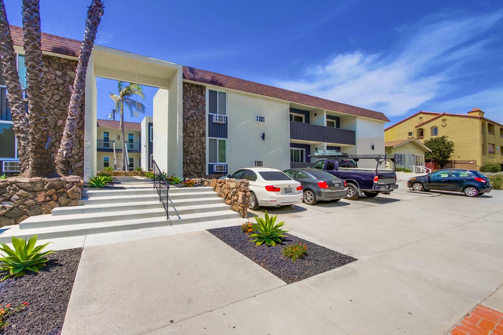Virtual tour photo 4 of 57 for 1650 Emerald St