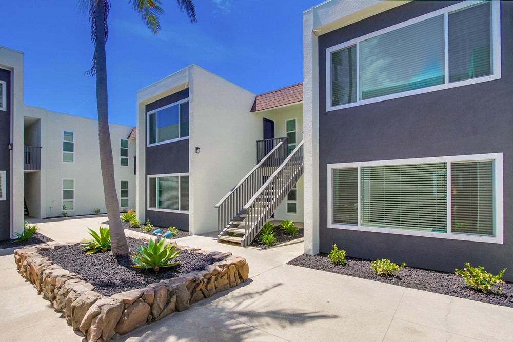 Virtual tour photo 8 of 57 for 1650 Emerald St