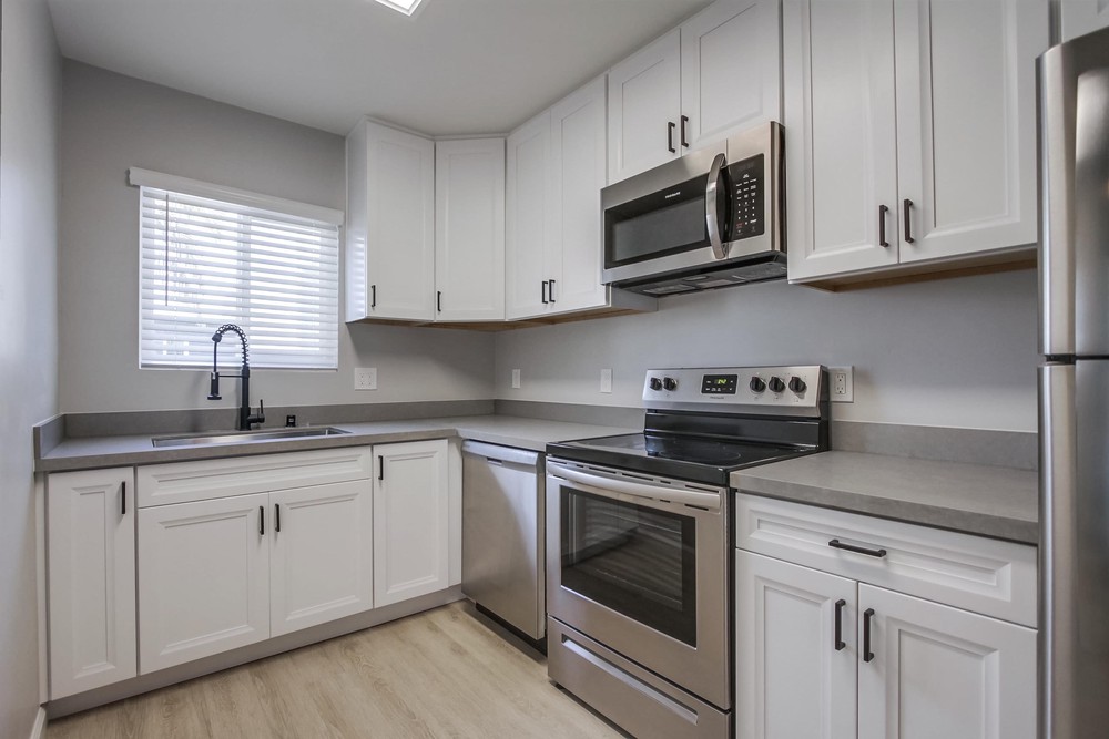 Virtual tour photo 18 of 57 for 1650 Emerald St