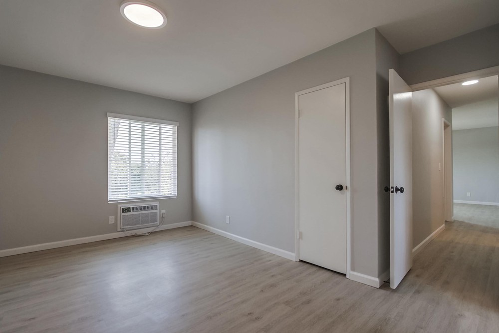 Virtual tour photo 29 of 57 for 1650 Emerald St