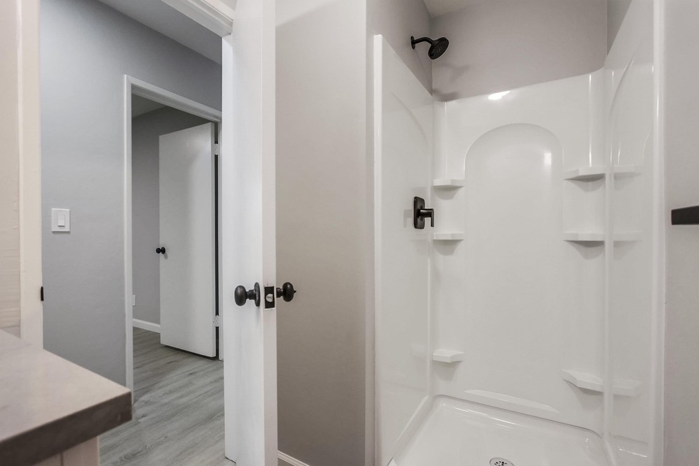 Virtual tour photo 32 of 57 for 1650 Emerald St