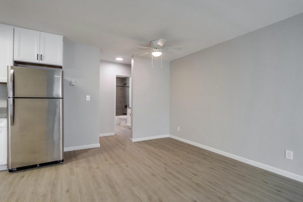 Virtual tour photo 49 of 57 for 1650 Emerald St