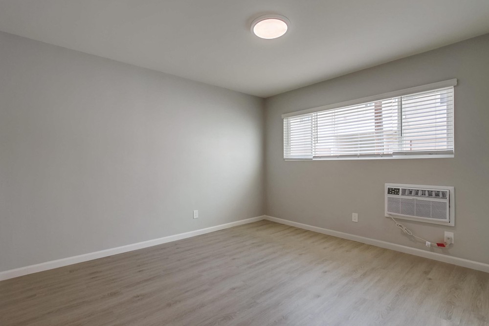 Virtual tour photo 50 of 57 for 1650 Emerald St