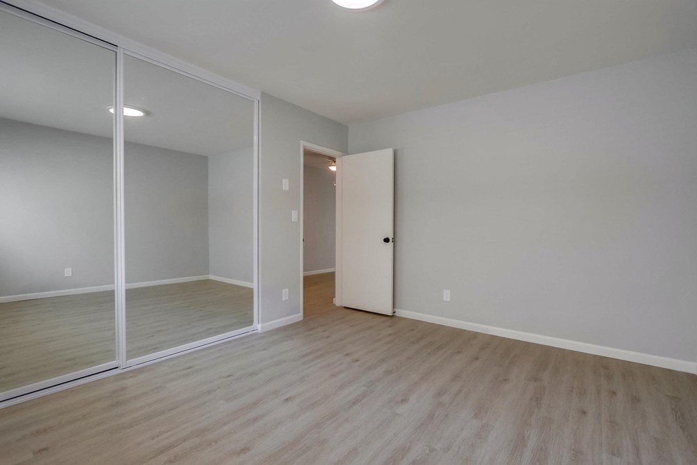 Virtual tour photo 52 of 57 for 1650 Emerald St