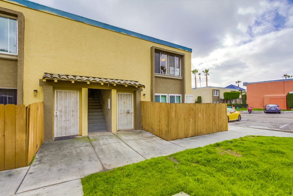 Virtual tour photo 3 of 17 for 1653 Pentecost Way #12