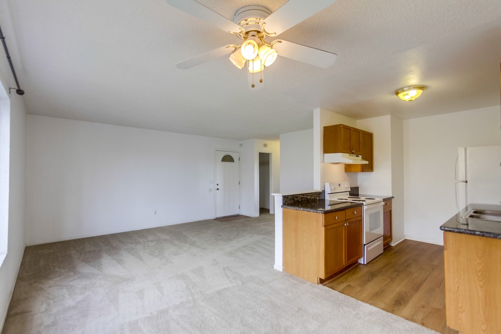 Virtual tour photo 8 of 17 for 1653 Pentecost Way #12