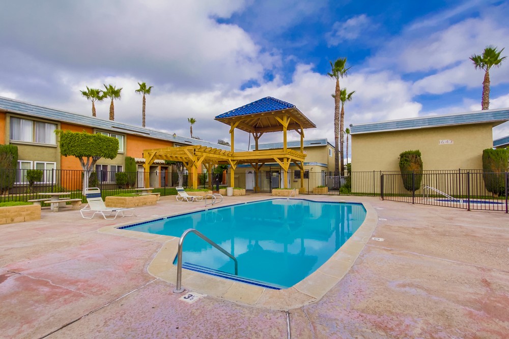 Virtual tour photo 16 of 17 for 1653 Pentecost Way #12