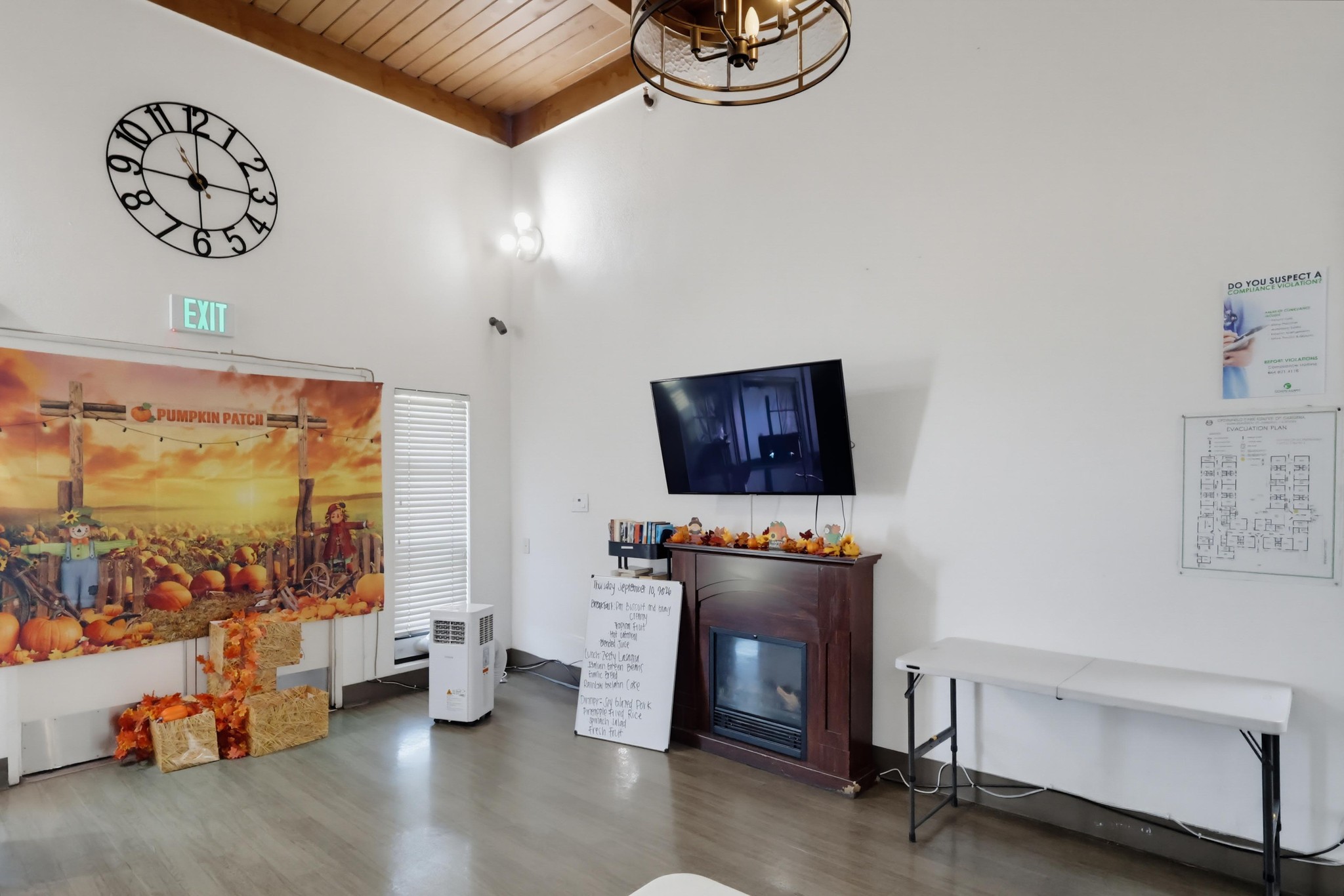 Virtual tour photo 9 of 24 for 16530 S Broadway