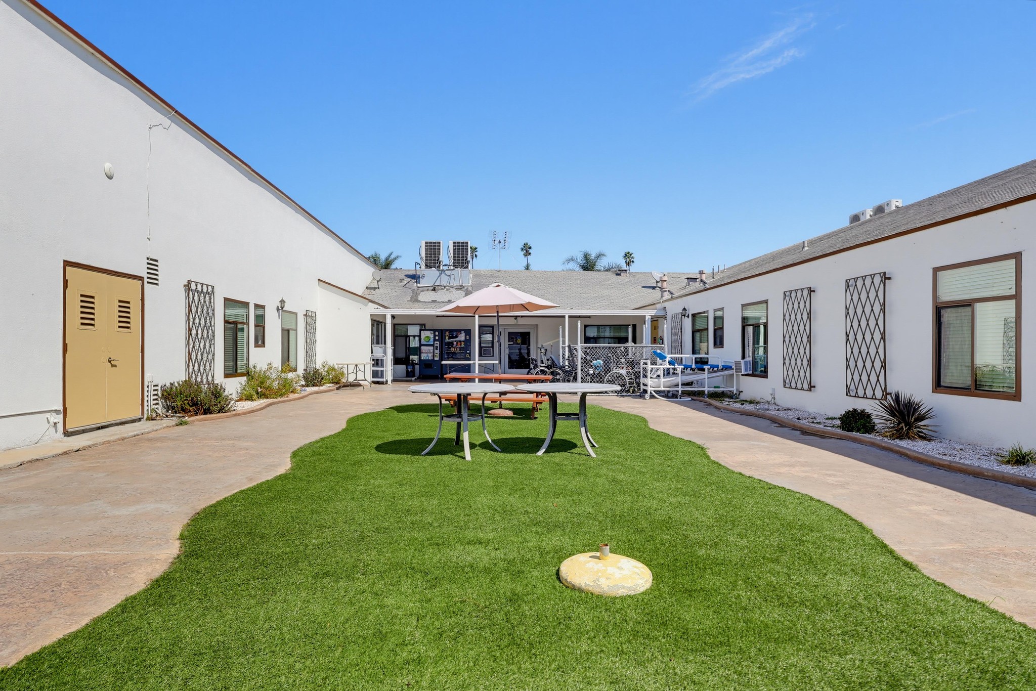 Virtual tour photo 19 of 24 for 16530 S Broadway