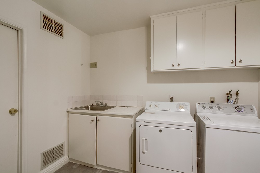 Virtual tour photo 42 of 63 for 16573 Casero Rd