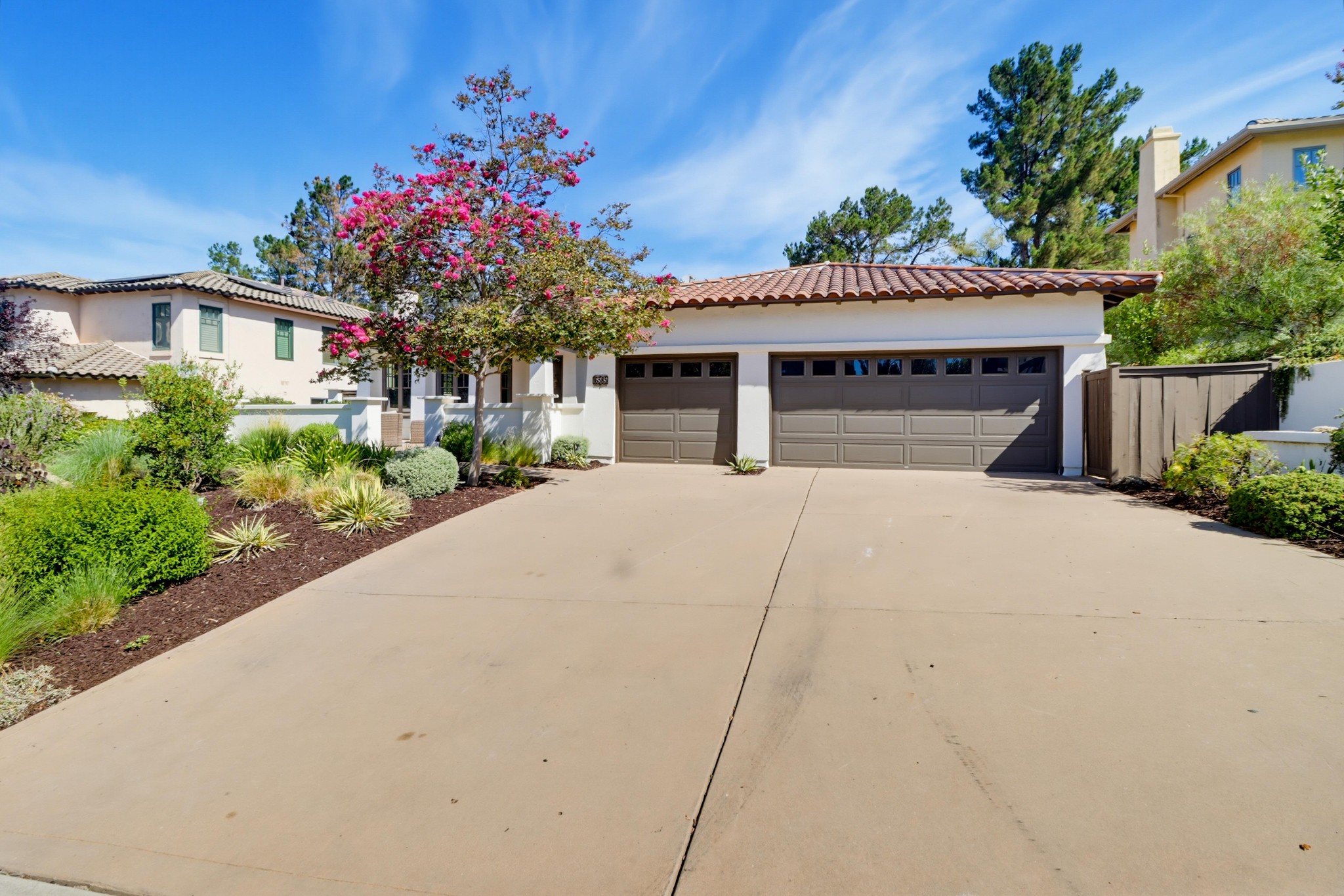 Virtual tour photo 4 of 106 for 16585 N Woodson Dr
