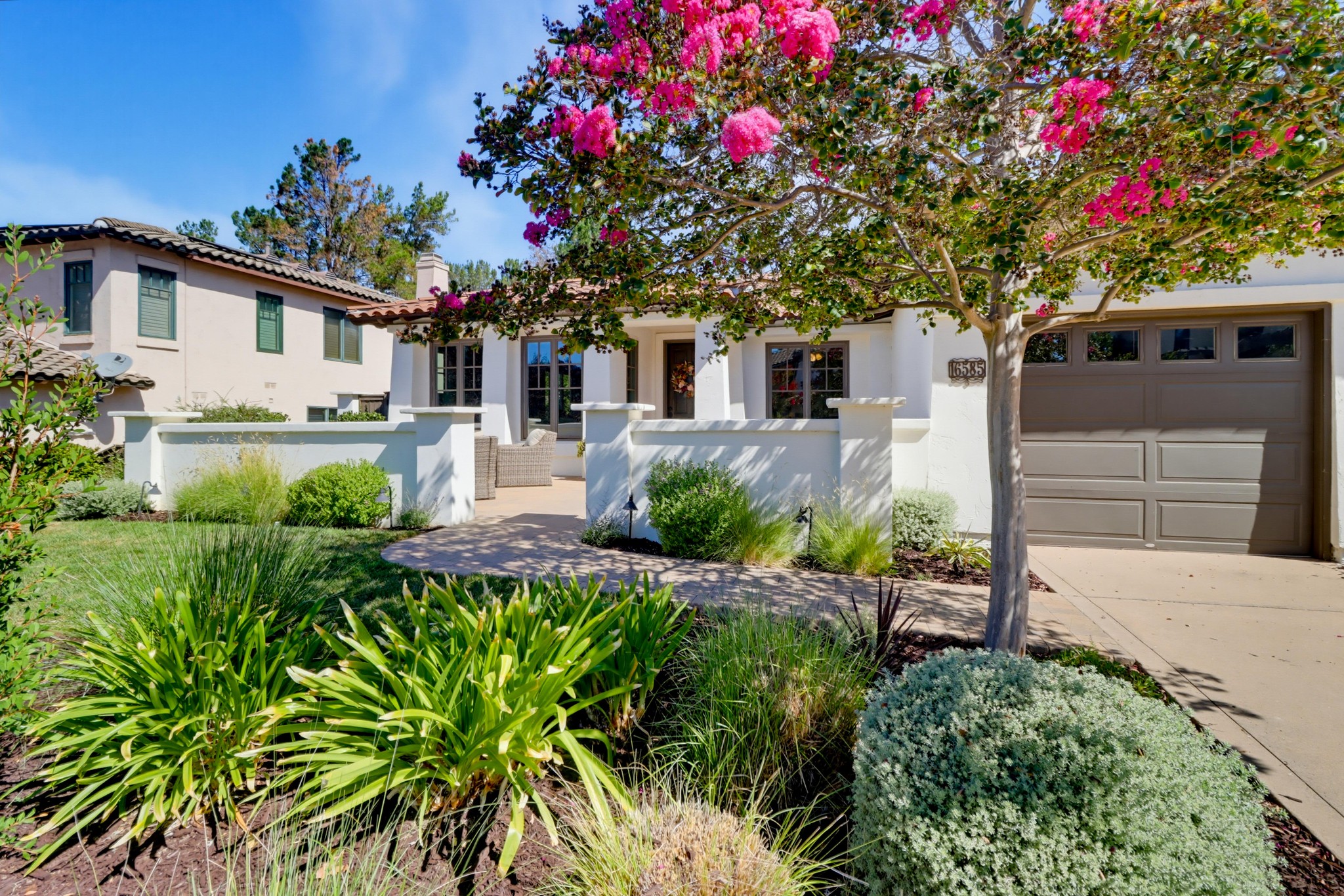 Virtual tour photo 5 of 106 for 16585 N Woodson Dr