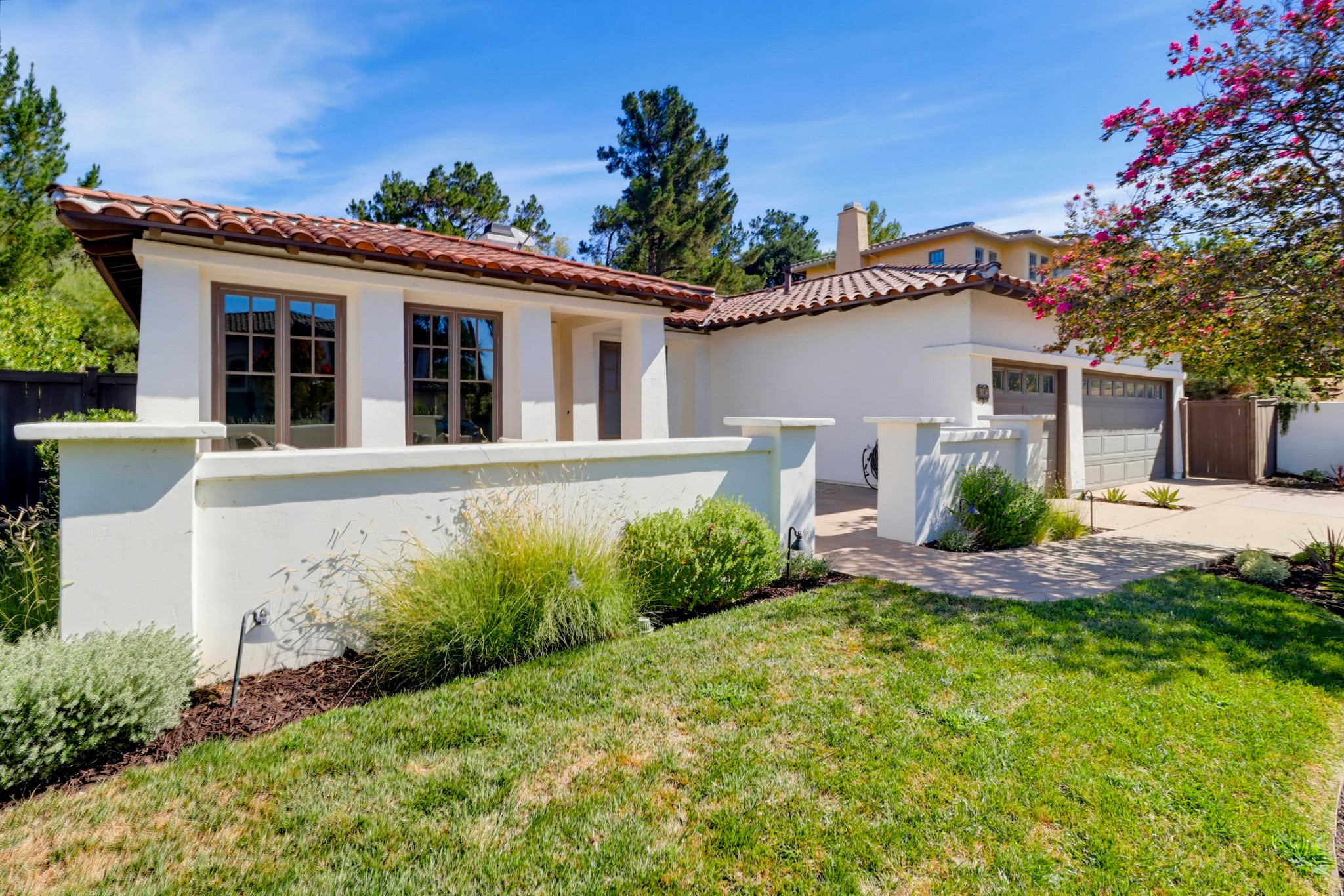 Virtual tour photo 7 of 106 for 16585 N Woodson Dr