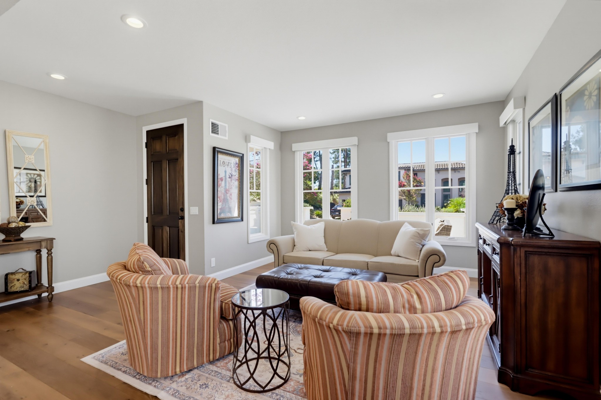 Virtual tour photo 15 of 106 for 16585 N Woodson Dr